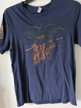 Nine line Apparel T-shirt Eagle and USA Flag on Front men's  Cotton Large Blue